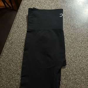 Gym Shark size small black leggings, not sure what style, like new